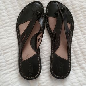 Born brown and tan sandles